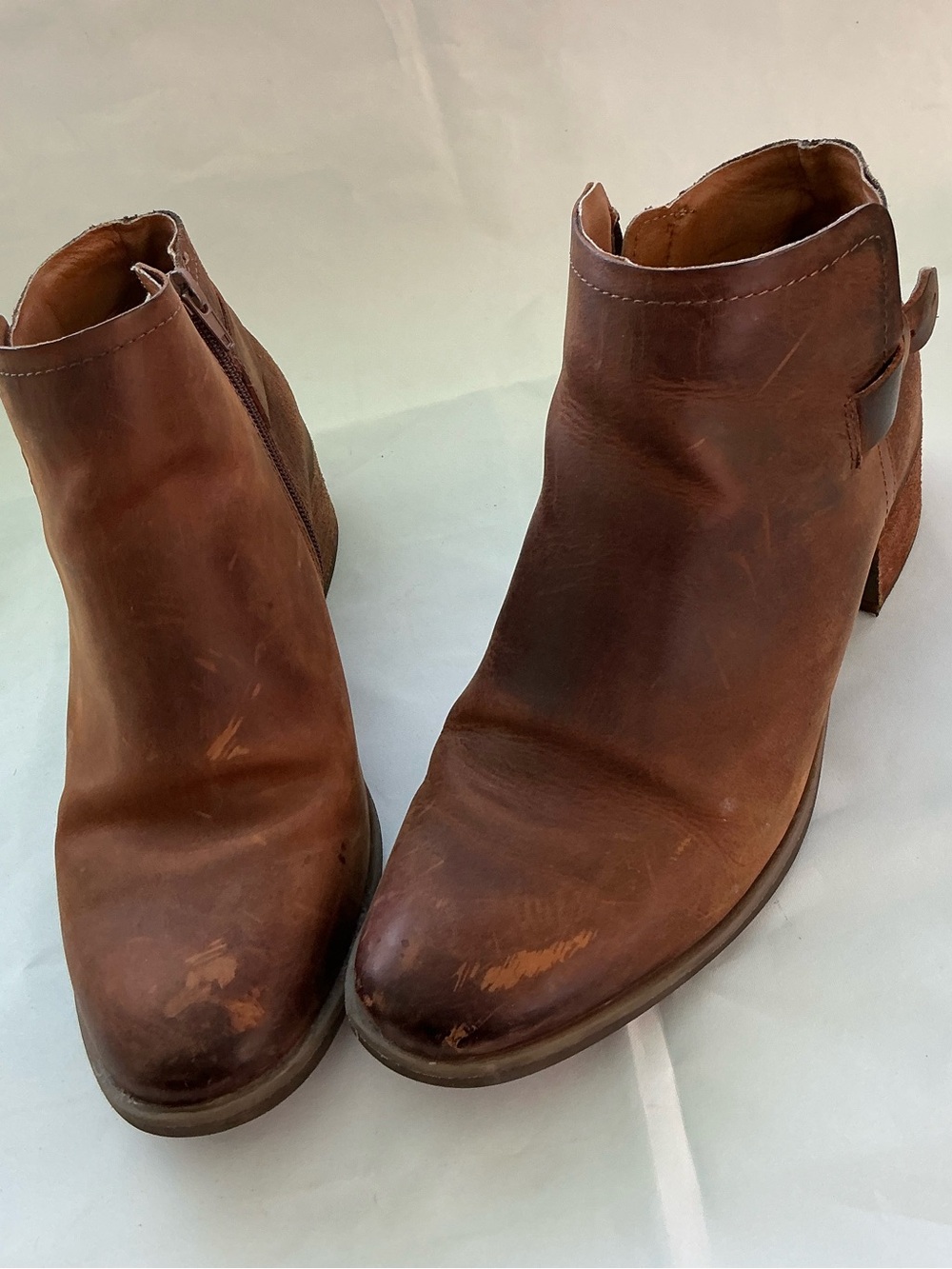 Korks Brown Suede Ankle Boots - Classic Casual Chelsea Style Size 9.5M